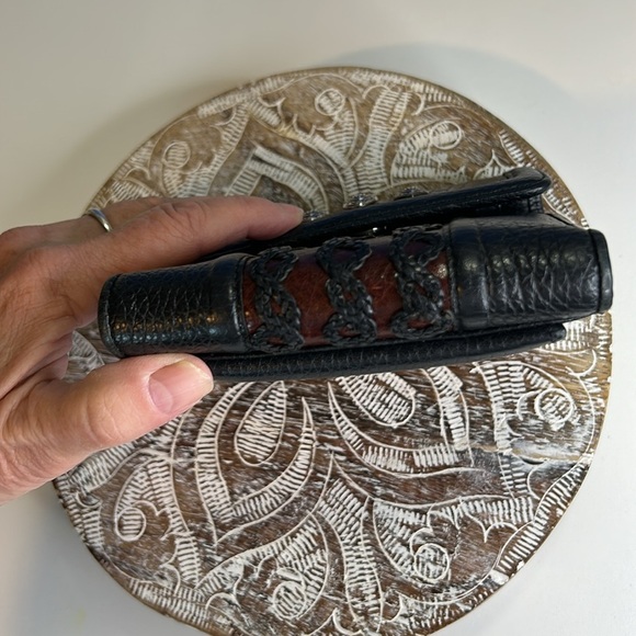 BRIGHTON SOFT LEATHER BLACK/BROWN WOVEN DESIGN WALLET - Picture 12 of 16